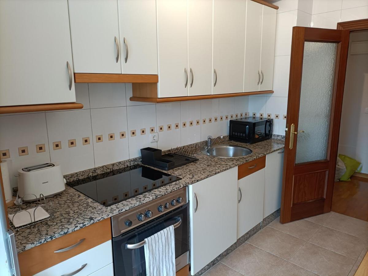 La Eria I, Muy Soleado, Wifi, Garaje, 15 Min A Pie Al Centro - Vut-5781-As Apartment Oviedo Bagian luar foto